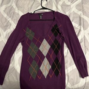 HnM sweater shirt 15$